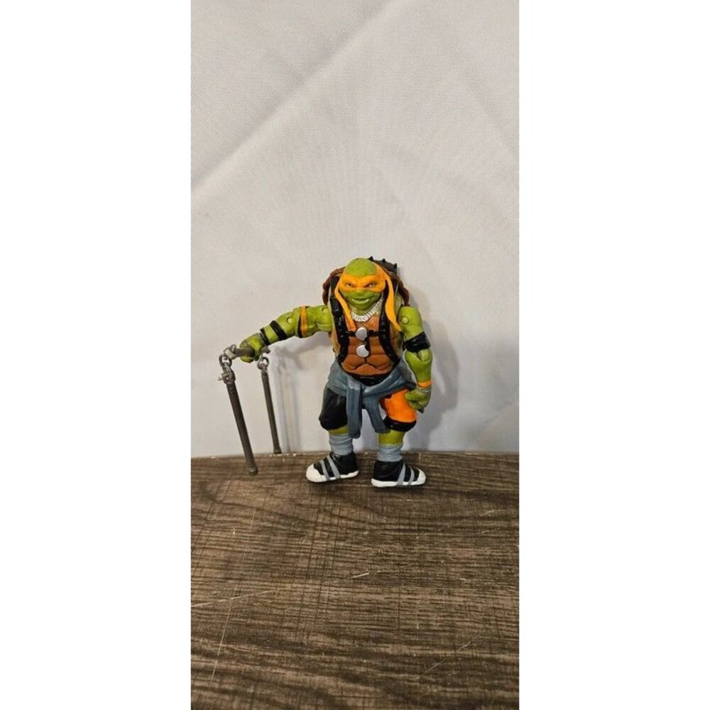 TMNT Michelangelo Action Figure Playmates 2015 2016 5" - ITEM #2673